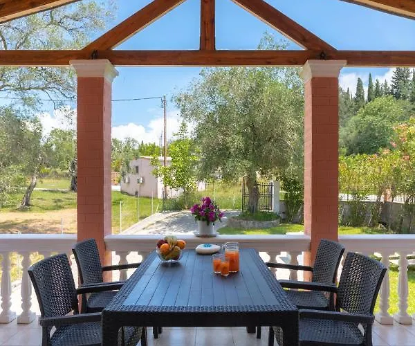 Konis House Corfu * Pouládes