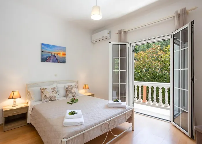 Konis House Corfu Villa Pouládes